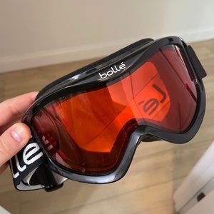 SKI GOGGLES- used once